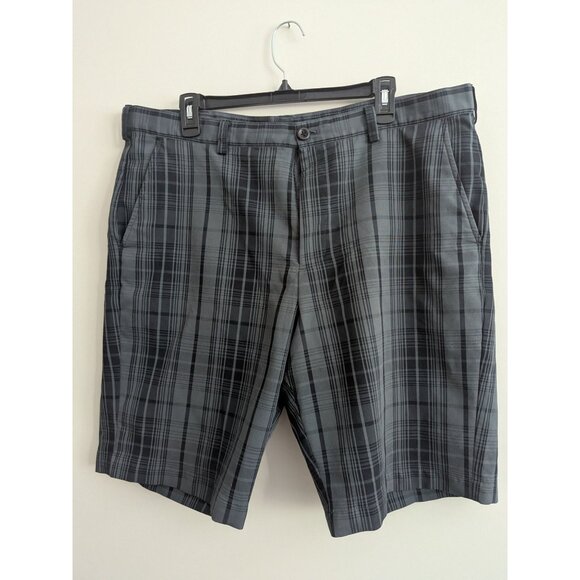 Mens Izod Plaid Flat-Front Golf Shorts Size 38 Gray & Black Preppy-lp1 - Picture 4 of 10
